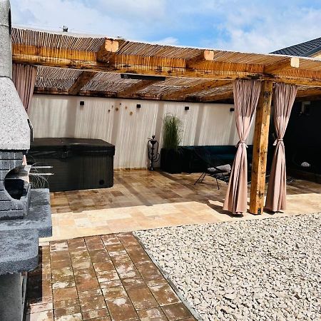 Villa 3 Mediaş 外观 照片