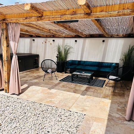 Villa 3 Mediaş 外观 照片